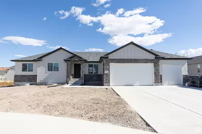 111 S Jodi Ln E, Grantsville, UT 84029 - Photo 1