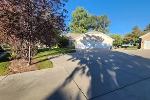 337 E Pavilion Circle, Saratoga Springs, UT 84045 - Photo 7