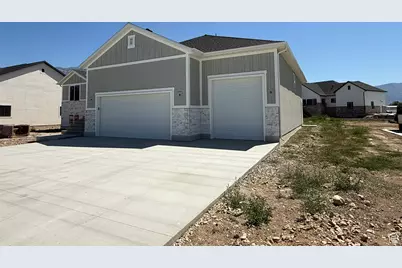3274 N 2500 W, Farr West, UT 84404 - Photo 3