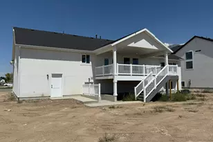 2417 W 3200 N, Farr West, UT 84404 - Photo 35