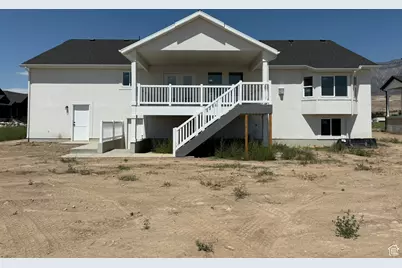 2417 W 3200 N, Farr West, UT 84404 - Photo 37