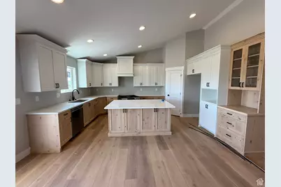 2417 W 3200 N, Farr West, UT 84404 - Photo 7