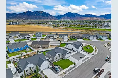 1096 N 340 W, Tooele, UT 84074 - Photo 37