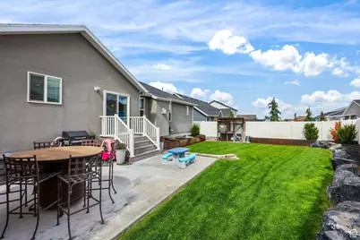 1096 N 340 W, Tooele, UT 84074 - Photo 27