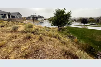 1329 E Kaylynne Cir, Brigham City, UT 84302 - Photo 5