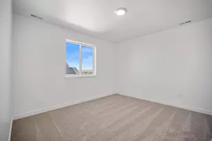 677 S Maxwell Dr, Grantsville, UT 84029 - Photo 9