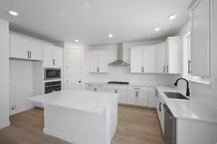 677 S Maxwell Dr, Grantsville, UT 84029 - Photo 3