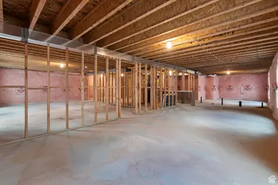 325 W 400 N, Fillmore, UT 84631 - Photo 17