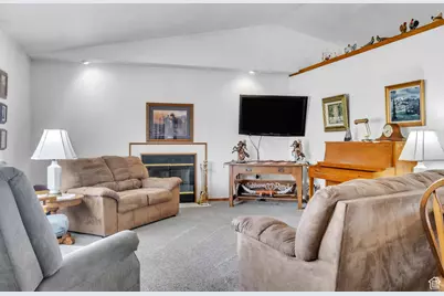 14031 S Cedar Glenn Cir, Herriman, UT 84096 - Photo 15