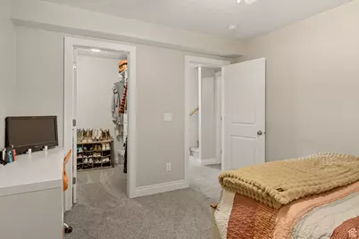 351 W Skyline Dr, Loa, UT 84747 - Photo 35