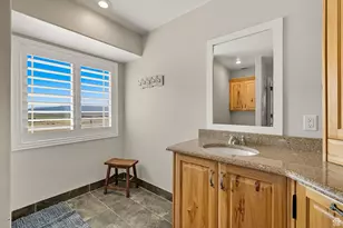 351 W Skyline Dr, Loa, UT 84747 - Photo 23