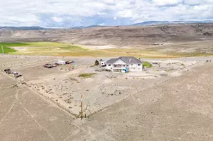 351 W Skyline Dr, Loa, UT 84747 - Photo 63