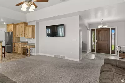 351 W Skyline Dr, Loa, UT 84747 - Photo 5