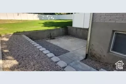 545 S 100 E, Bountiful, UT 84010 - Photo 17