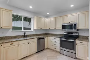 3810 W Valley View Dr, Cedar Hills, UT 84062 - Photo 11