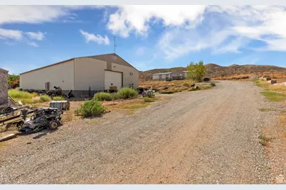 2050 E Washington Dam Rd, Washington, UT 84780 - Photo 9