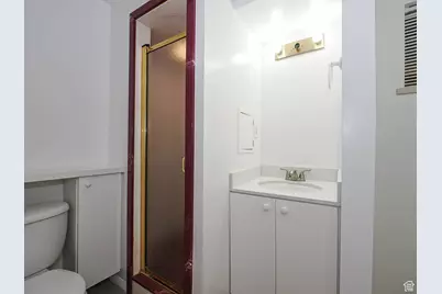 3376 W Sunnybrook Dr, West Valley, UT 84119 - Photo 41