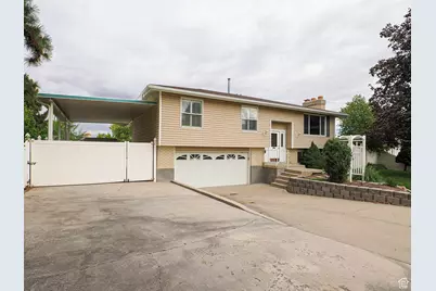 3376 W Sunnybrook Dr, West Valley, UT 84119 - Photo 3