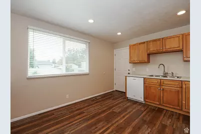 3871 W 2925 S, West Valley, UT 84120 - Photo 11