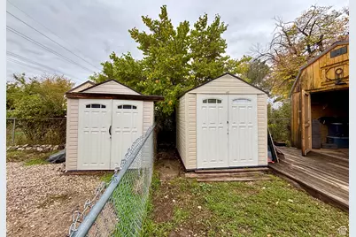 1094 N Angel St W, Layton, UT 84041 - Photo 37