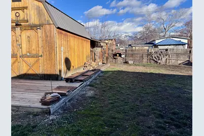 1094 N Angel St W, Layton, UT 84041 - Photo 43