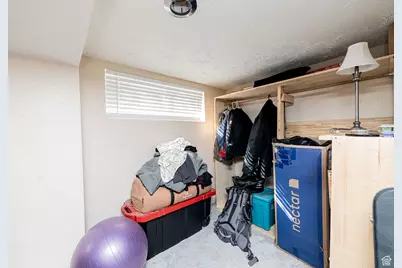 1094 N Angel St W, Layton, UT 84041 - Photo 25