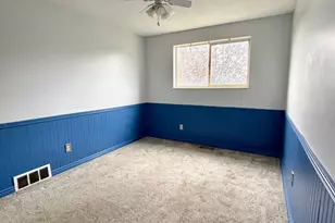 1094 N Angel St W, Layton, UT 84041 - Photo 15