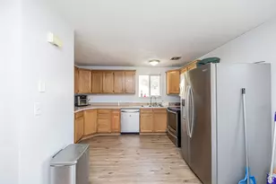 1094 N Angel St W, Layton, UT 84041 - Photo 15