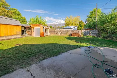 1094 N Angel St W, Layton, UT 84041 - Photo 31