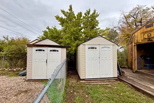 1094 N Angel St W, Layton, UT 84041 - Photo 37