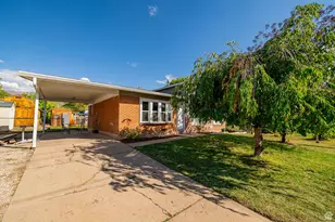 1094 N Angel St W, Layton, UT 84041 - Photo 7