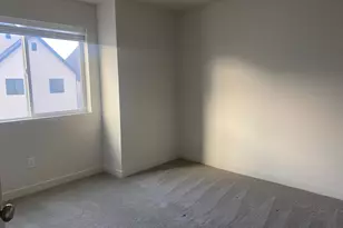 389 W 3200 N, Lehi, UT 84043 - Photo 9