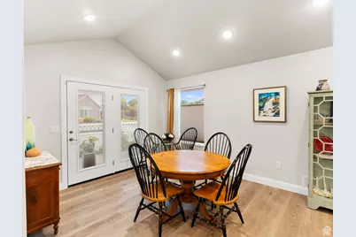 462 S Iron Shoe Ln #B, Saratoga Springs, UT 84045 - Photo 9