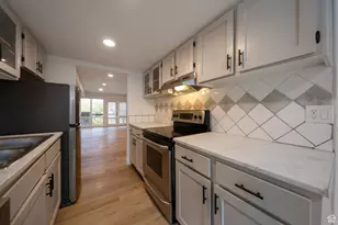 5249 S Gravenstein Pk, Murray, UT 84123 - Photo 5