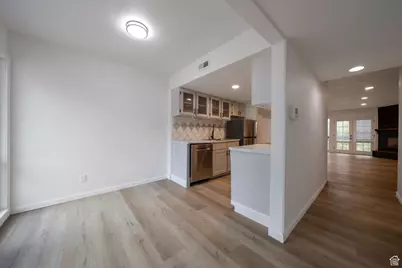 5249 S Gravenstein Park, Murray, UT 84123 - Photo 3