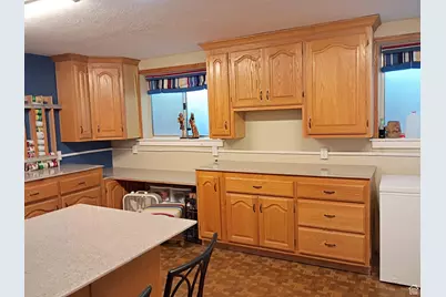 1407 Shepherd Dr, Wellington, UT 84542 - Photo 39