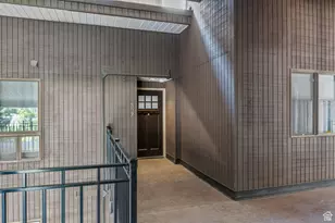 939 S Donner Way, Salt Lake City, UT 84108 - Photo 25