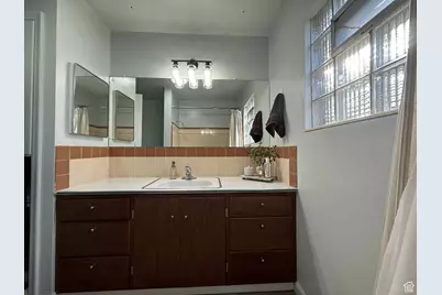 556 E 400 N, Price, UT 84501 - Photo 11