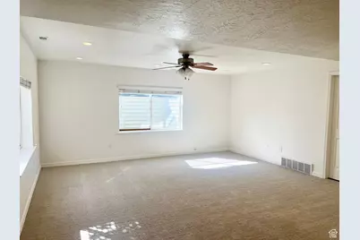 9587 N 4500 W, Cedar Hills, UT 84062 - Photo 15