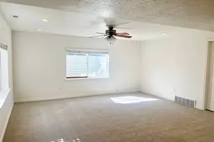 9587 N 4500 W, Cedar Hills, UT 84062 - Photo 15