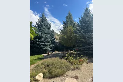 607 S Haylie Ln E, Tooele, UT 84074 - Photo 33