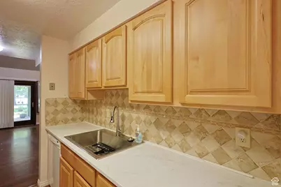 42 N White Barn Dr., Pleasant View, UT 84414 - Photo 11