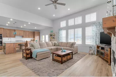 359 S Archwood Way #617, Grantsville, UT 84029 - Photo 3