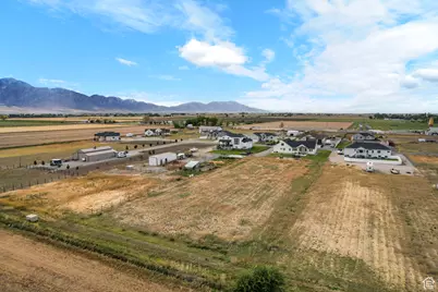 6690 W 10125 N, Tremonton, UT 84337 - Photo 33
