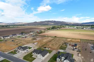 6690 W 10125 N, Tremonton, UT 84337 - Photo 31