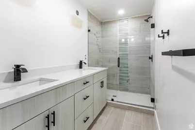 627 N Darwin St E, Salt Lake City, UT 84103 - Photo 17