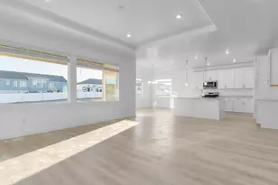 741 W Cherry St, Grantsville, UT 84029 - Photo 7