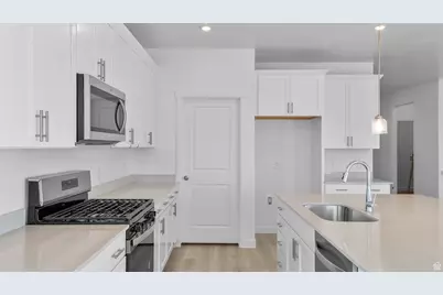 741 W Cherry St #233, Grantsville, UT 84029 - Photo 9