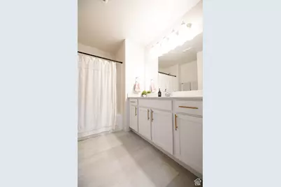 5712 N Goldfinch Ln, Stansbury Park, UT 84074 - Photo 35