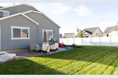 5712 N Goldfinch Ln, Stansbury Park, UT 84074 - Photo 41